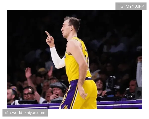 肯纳德接球即射能力依然顶级 湖人需优化战术为其创造机会